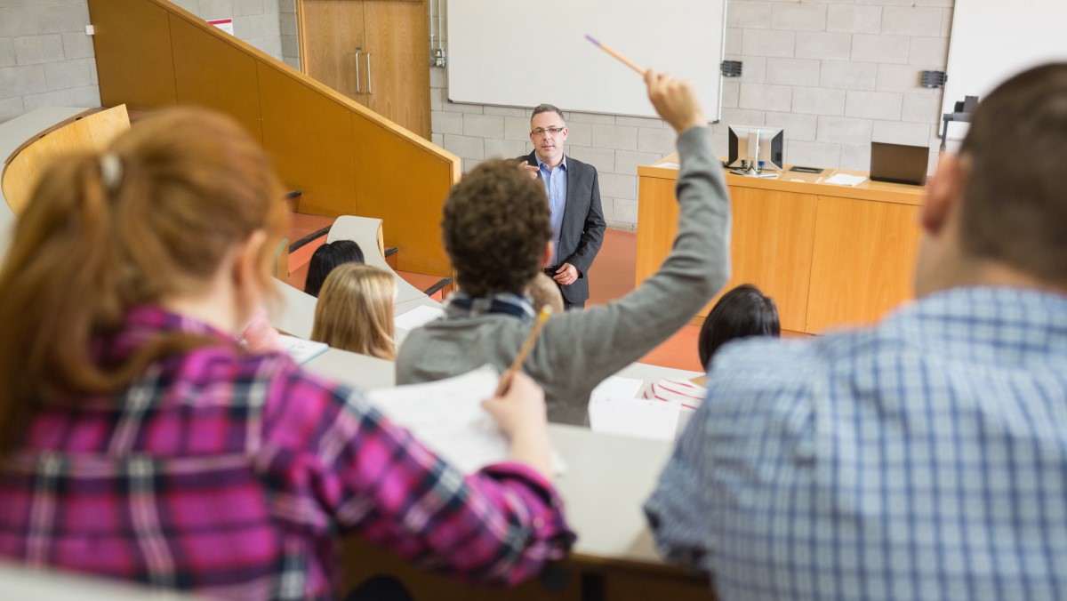Examining the student experience in the lecture hall